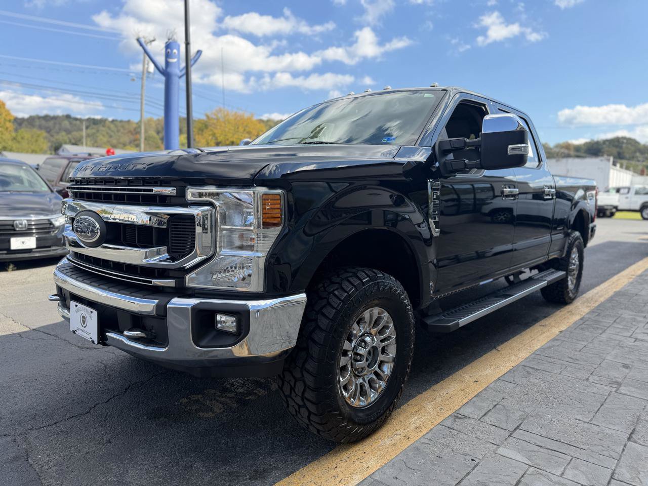 Used 2021 Ford F250 XLT w/ XLT Premium Package AWD/4WD image 4