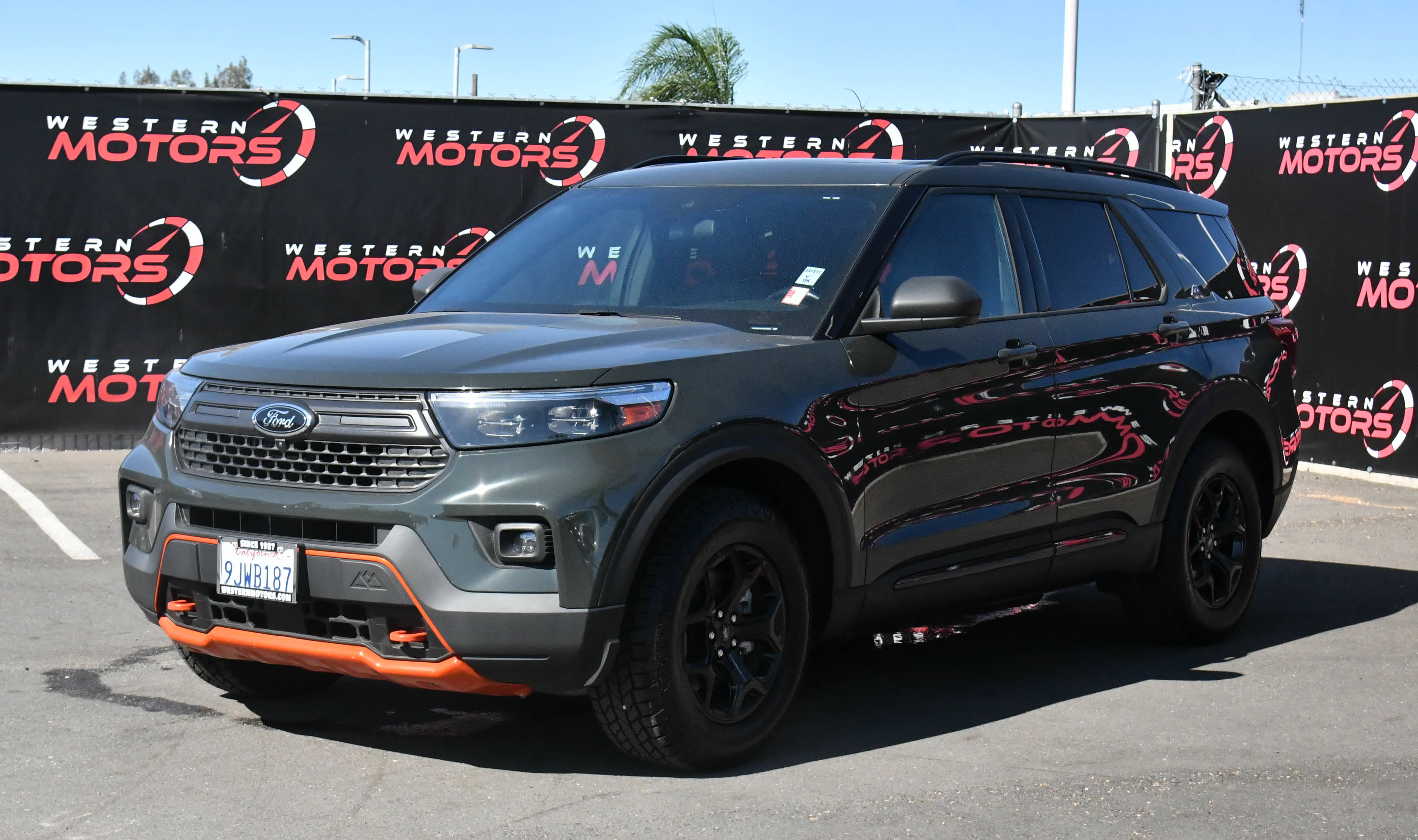 Used 2023 Ford Explorer Timberline AWD/4WD image 3