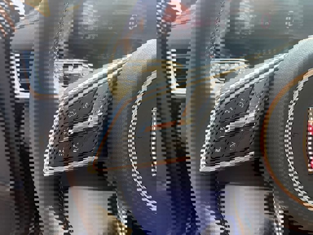 New 2025 Buick Envision Preferred image 17