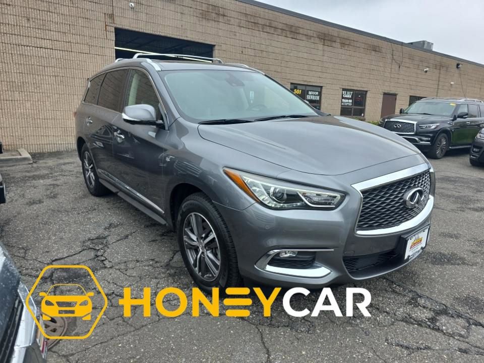 Used 2019 INFINITI QX60 Luxe w/ Essential Package
