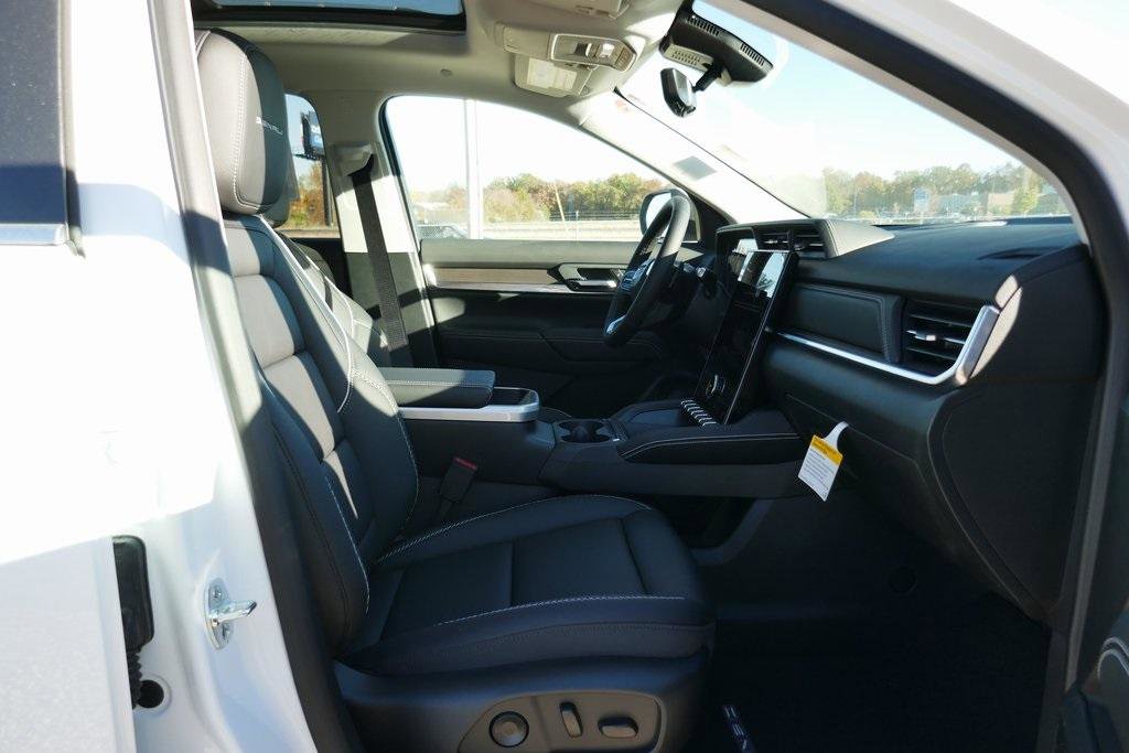 New 2026 GMC Terrain Denali image 9