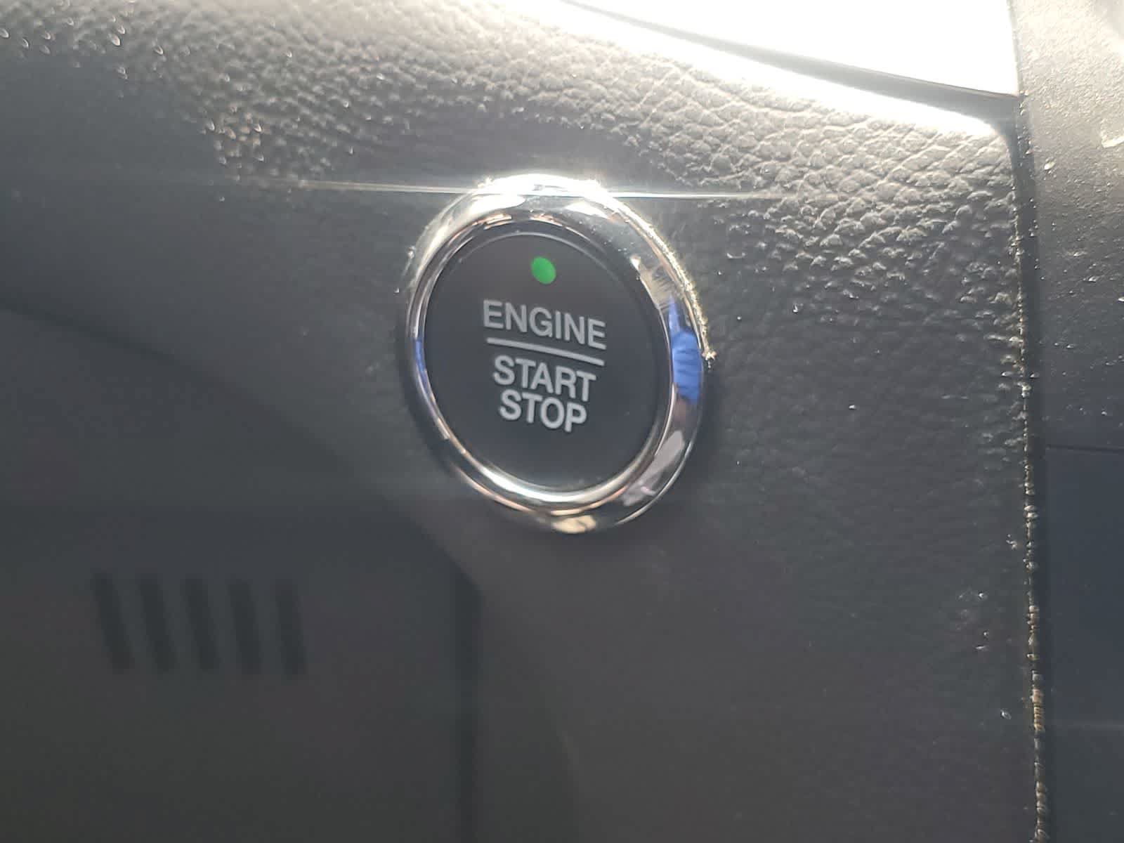 Used 2019 Ford Edge SEL w/ Equipment Group 201A FWD image 21