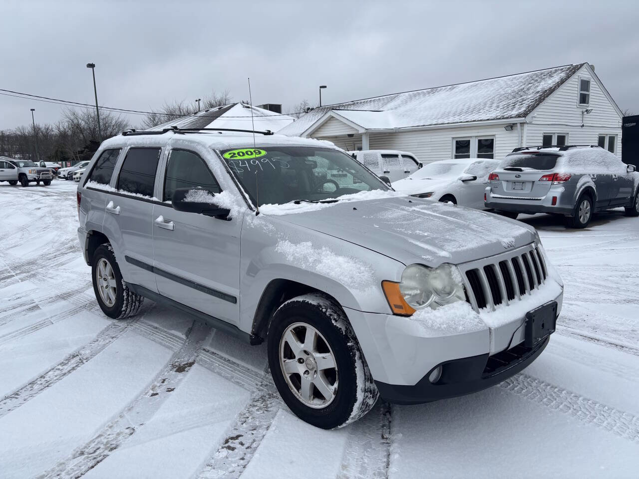 Used 2009 Jeep Grand Cherokee Laredo image 7
