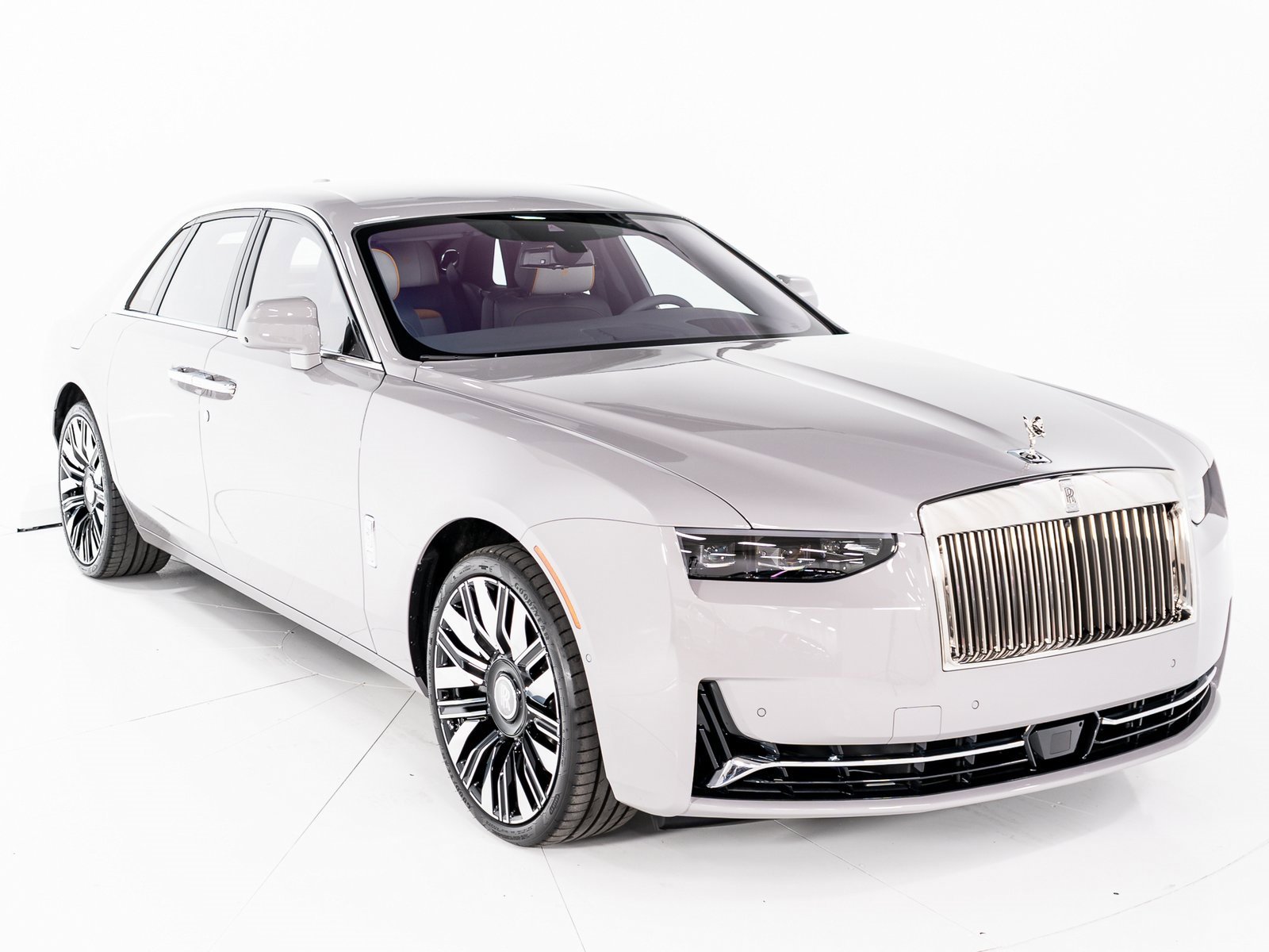 New 2025 Rolls-Royce Ghost image 7