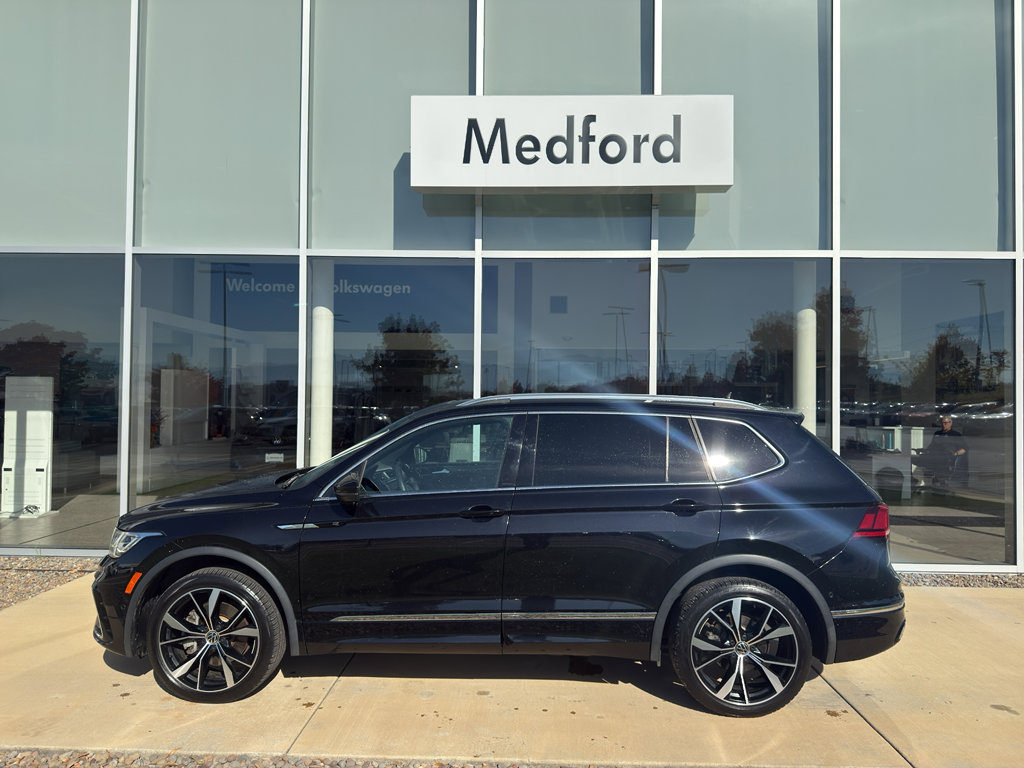 Used 2022 Volkswagen Tiguan SEL R-Line image 7
