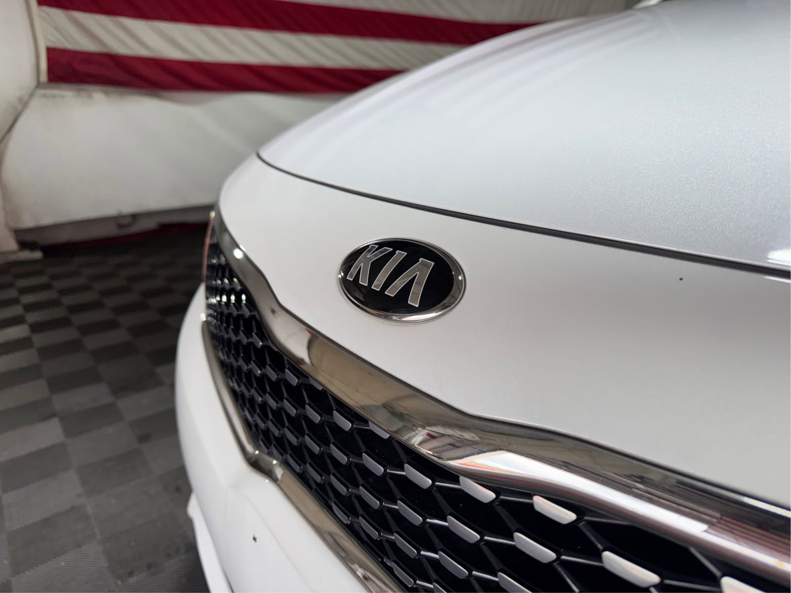 Used 2018 Kia Optima S FWD image 19