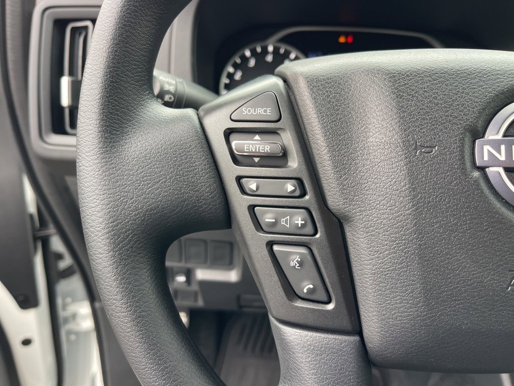 Used 2025 Nissan Frontier S image 18