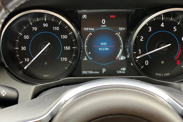 Used 2020 Jaguar XF Prestige image 30