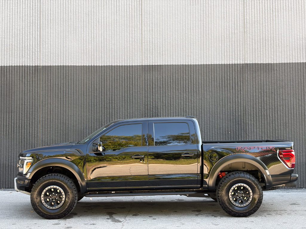 Certified 2025 Ford F150 Raptor AWD/4WD image 4