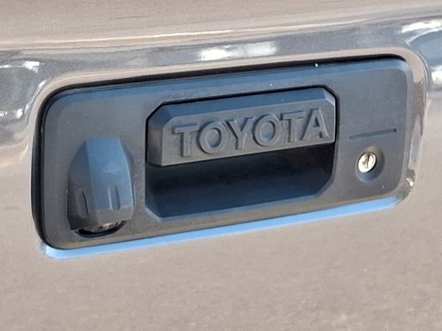 Used 2022 Toyota Tacoma SR image 34