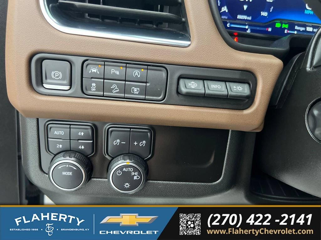 Used 2024 Chevrolet Tahoe High Country AWD/4WD image 25