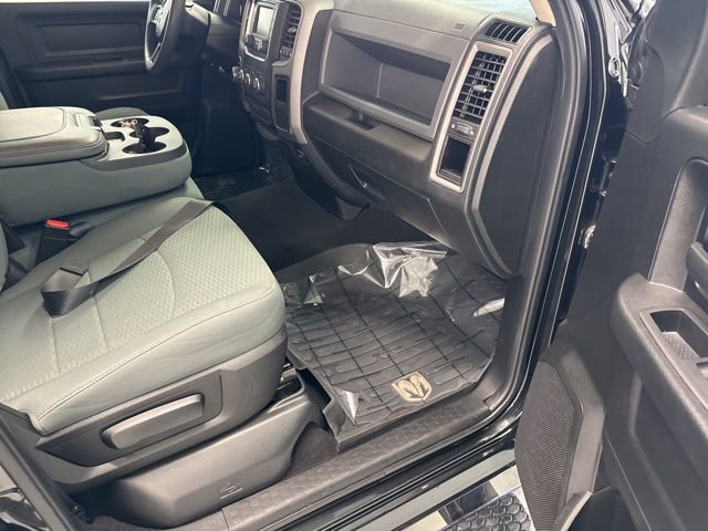 Used 2018 RAM 1500 Express w/ Express Value Package image 21