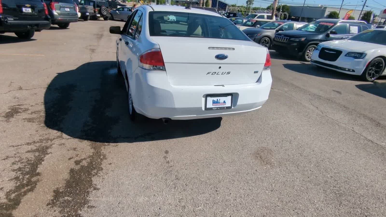 Used 2008 Ford Focus SE FWD image 7