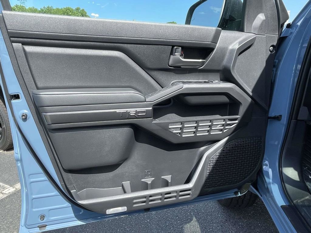 New 2026 Toyota Tacoma TRD Off-Road AWD/4WD image 29