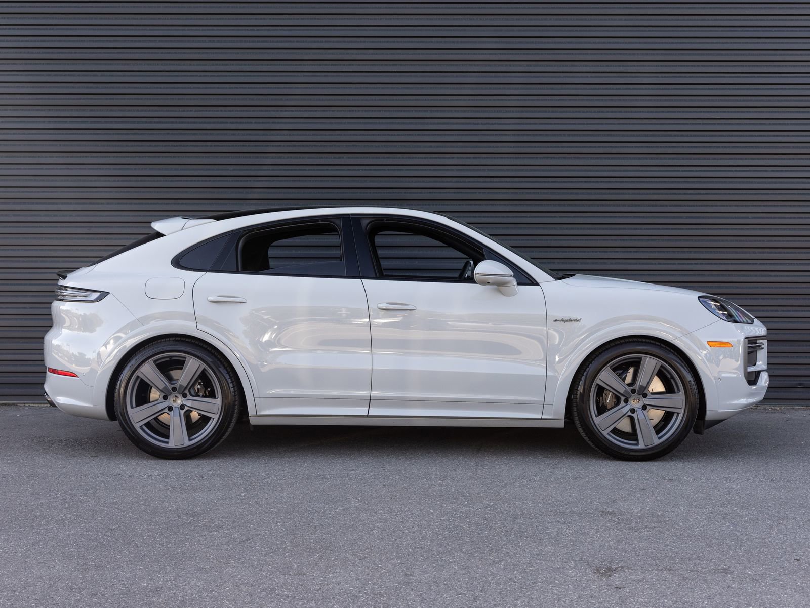 Certified 2026 Porsche Cayenne Turbo image 8