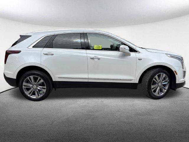 Used 2023 Cadillac XT5 Premium Luxury w/ LPO, Floor Liner Package AWD/4WD image 15