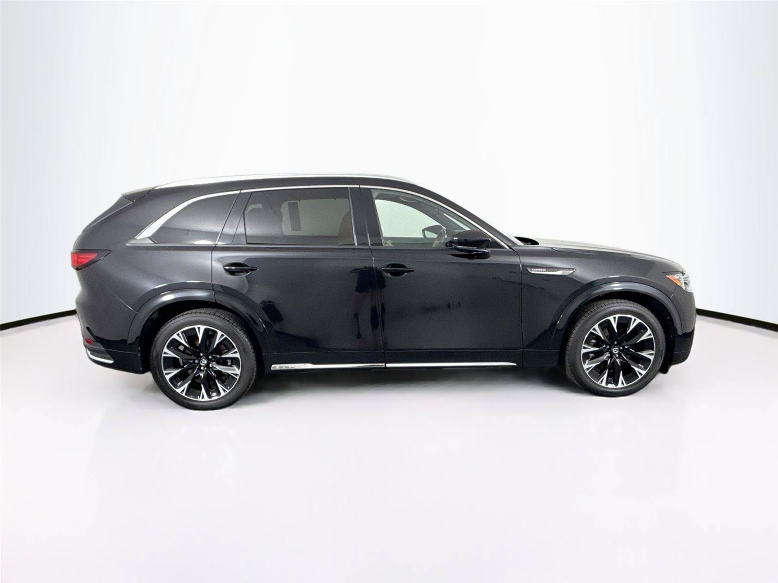 Certified 2024 MAZDA CX-90 3.3 Turbo S w/ Premium Plus AWD/4WD image 11