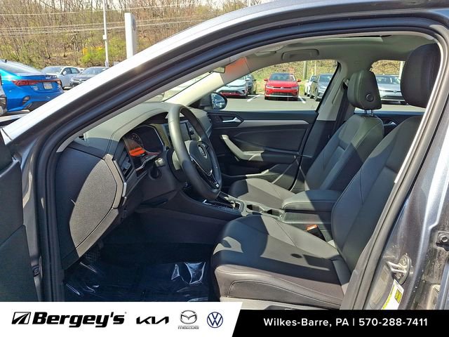 Used 2020 Volkswagen Jetta SE image 15