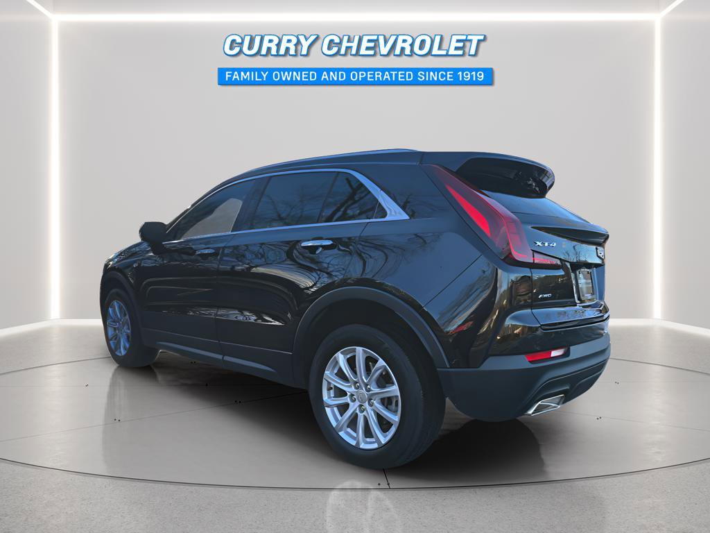 Used 2023 Cadillac XT4 Luxury w/ Cold Weather Package image 10
