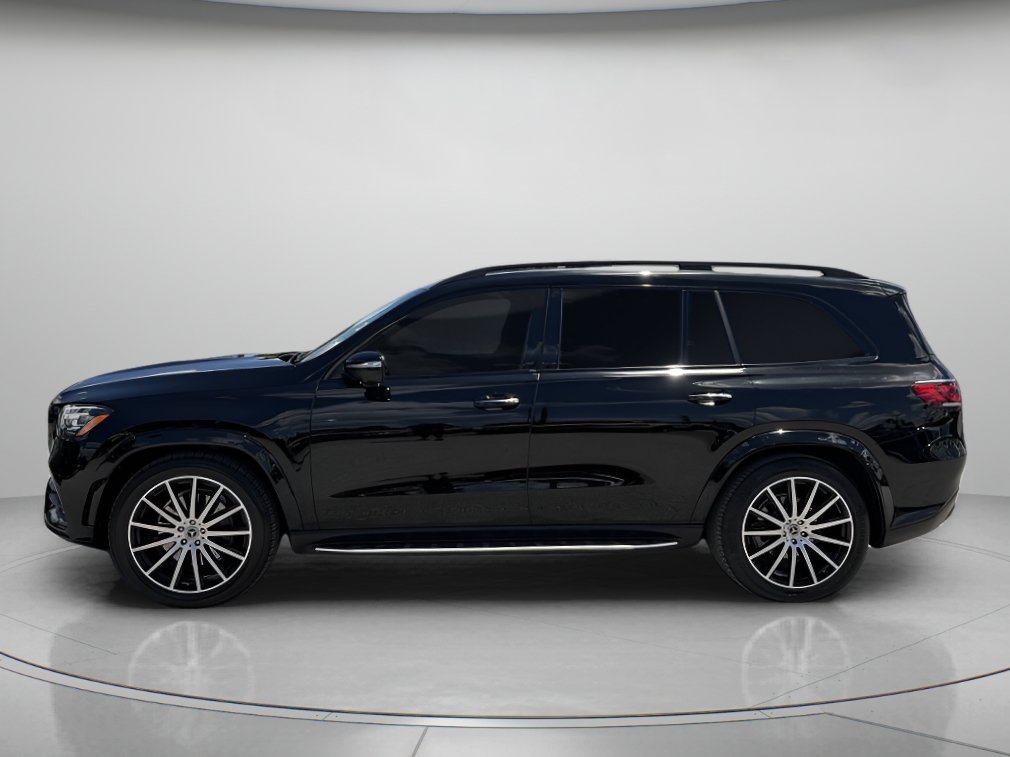 Used 2023 Mercedes-Benz GLS 450 4MATIC image 5