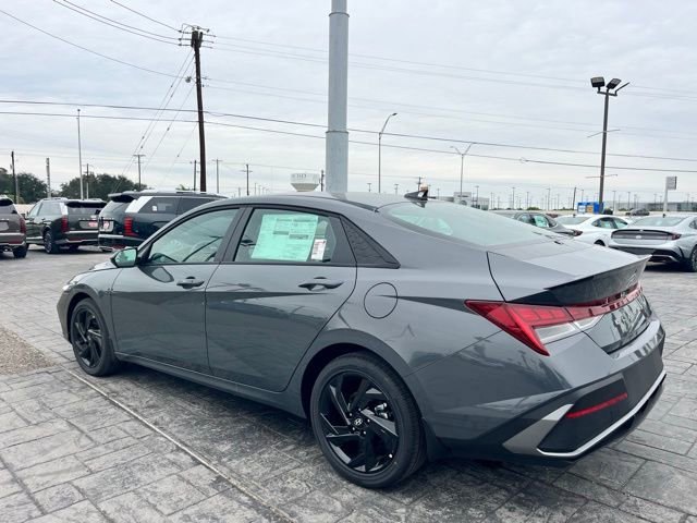 New 2026 Hyundai Elantra Sport FWD image 5