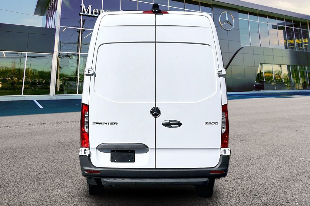 New 2026 Mercedes-Benz Sprinter 2500 image 4
