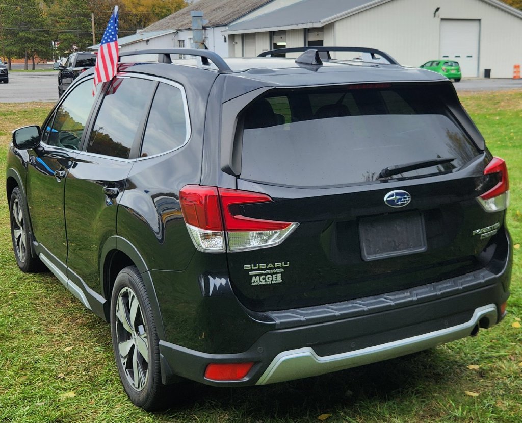 Used 2021 Subaru Forester Touring AWD/4WD image 6