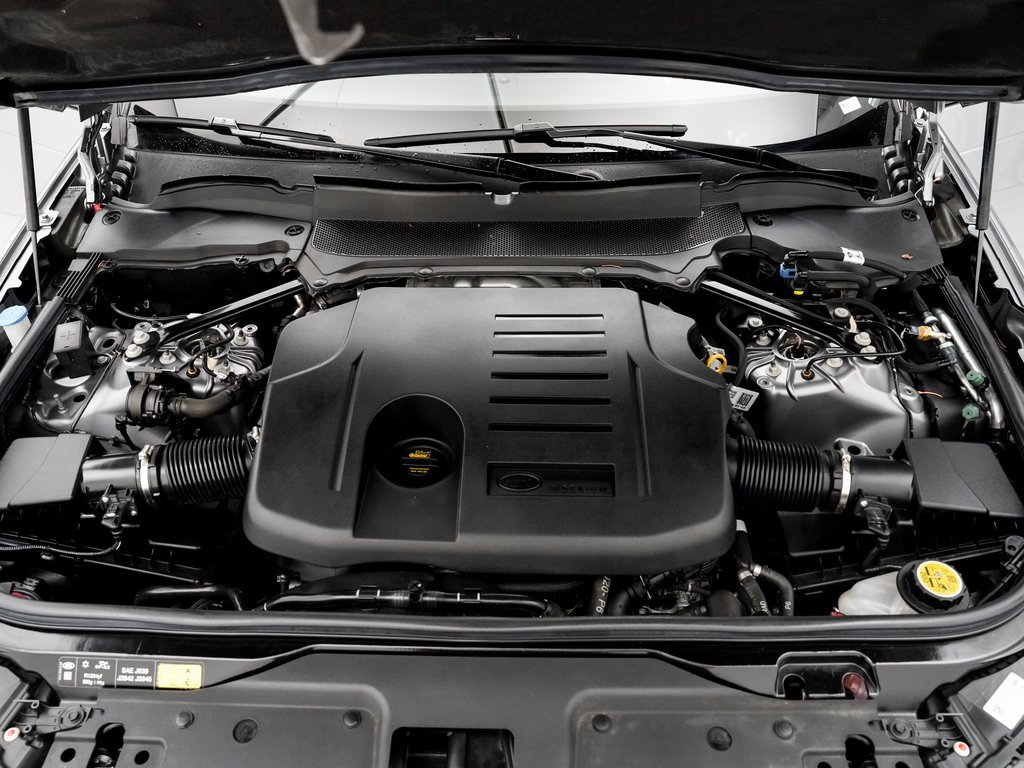 Used 2023 Land Rover Discovery S R-Dynamic image 27