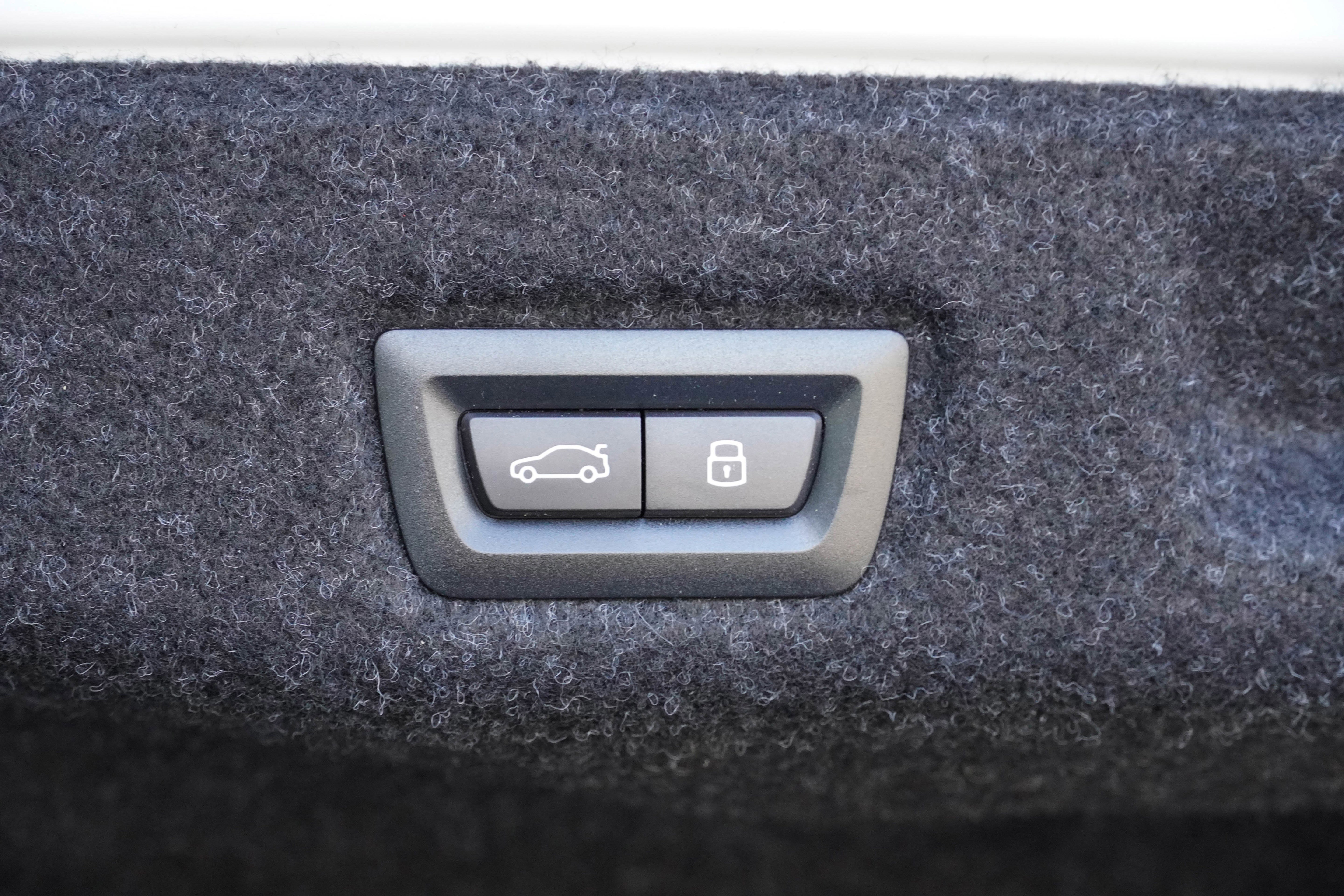 Used 2024 BMW i5 eDrive40i w/ M Sport Package image 40