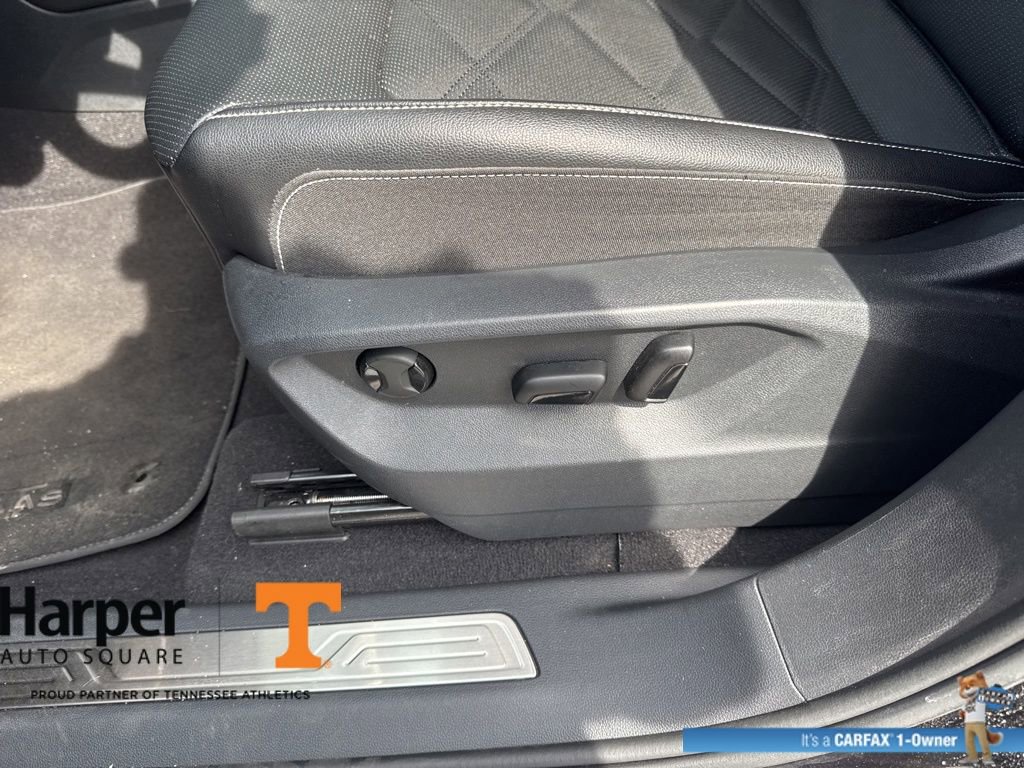 Used 2024 Volkswagen Atlas SE image 18