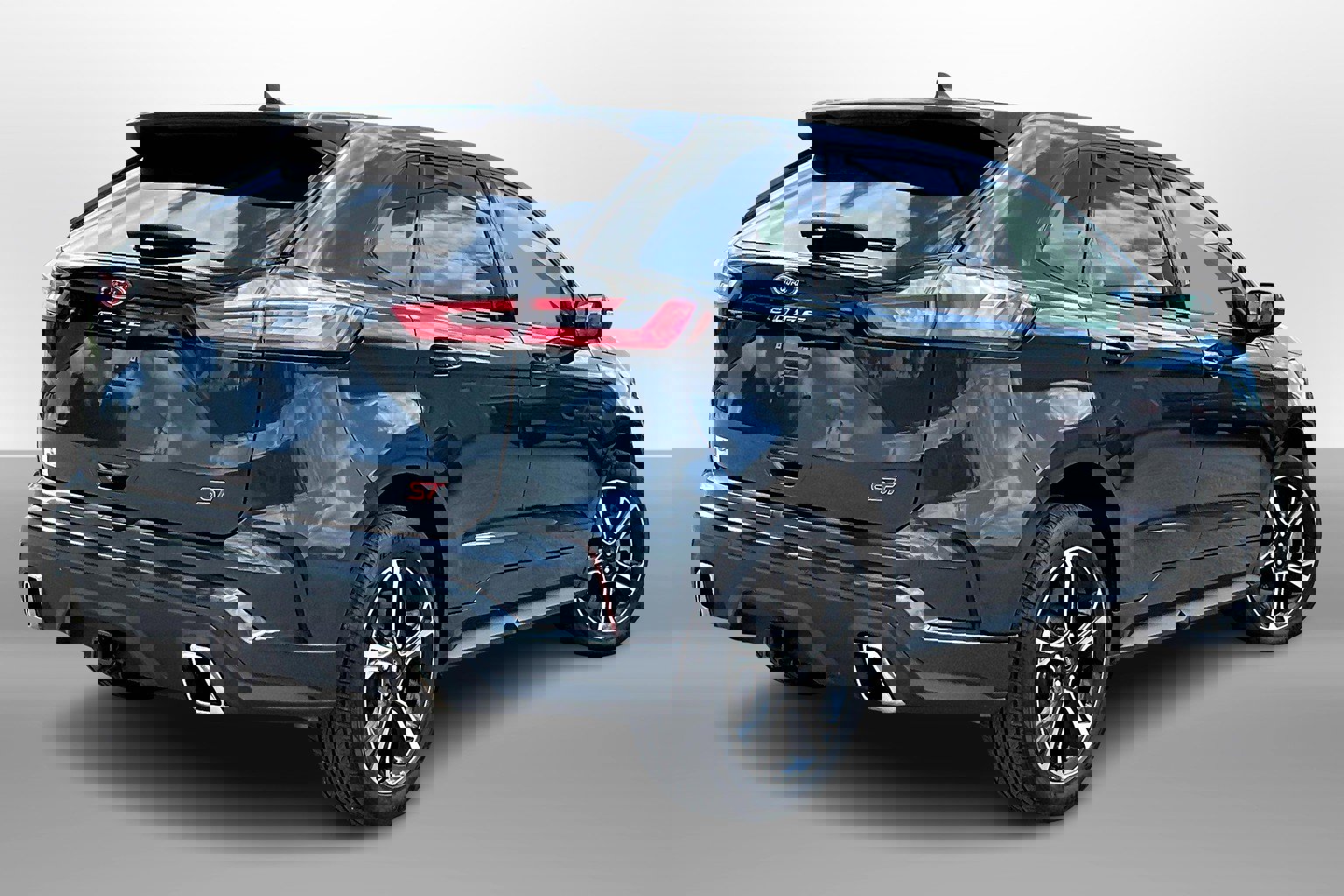 Used 2024 Ford Edge ST AWD/4WD image 11