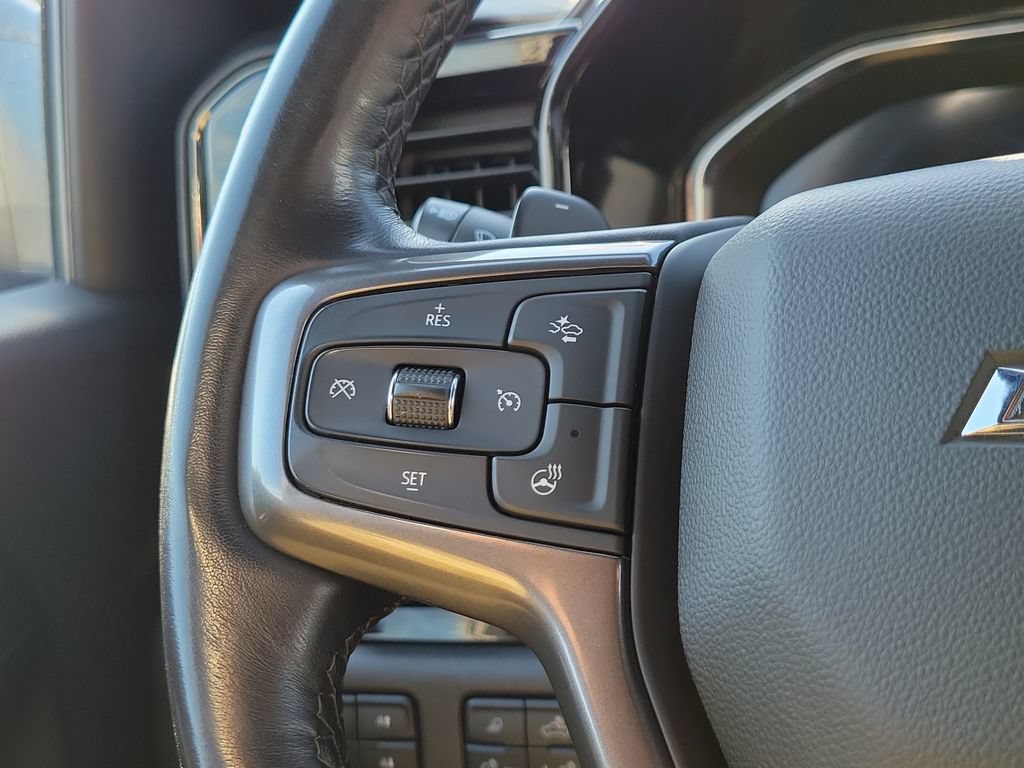 Used 2022 Chevrolet Silverado 1500 ZR2 w/ Technology Package AWD/4WD image 12