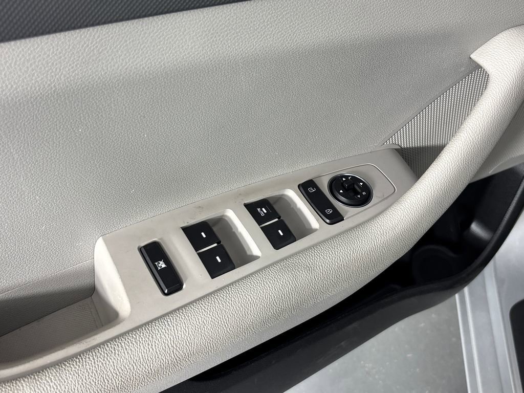 Used 2016 Hyundai Sonata SE image 10