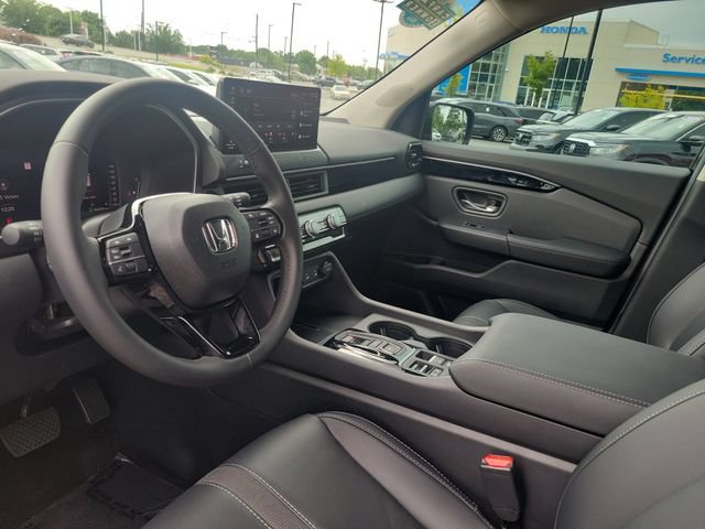 Certified 2026 Honda Passport RTL image 13