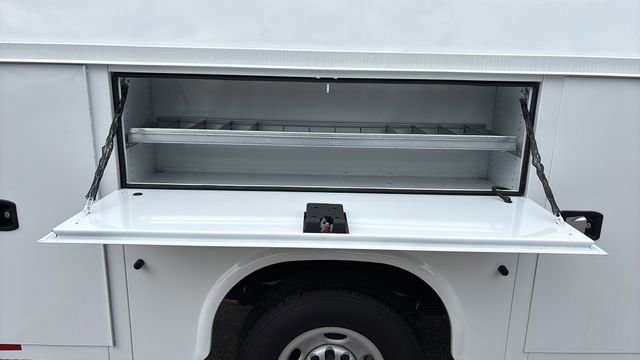 New 2025 Chevrolet Express 3500 w/ Power Convenience Package RWD image 24