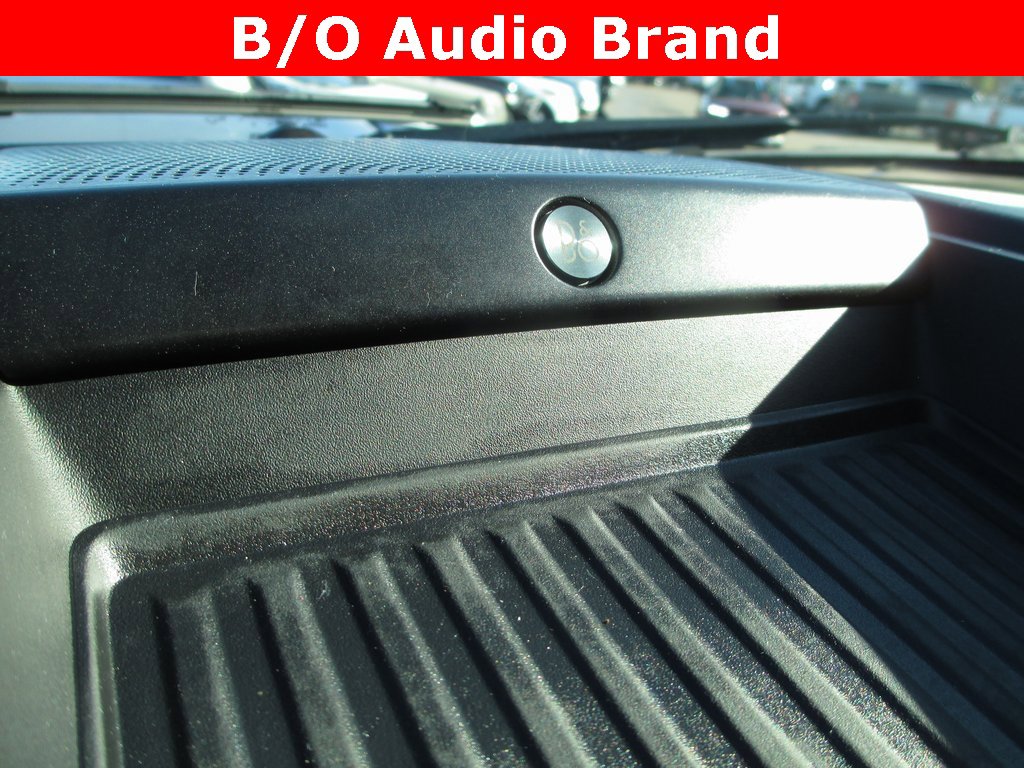 Used 2020 Ford F150 Lariat w/ Equipment Group 502A Luxury image 19