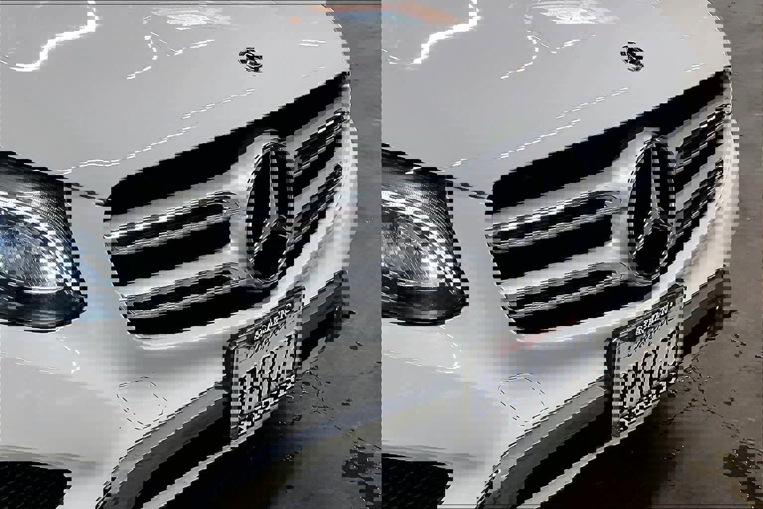 Used 2019 Mercedes-Benz GLC 300 4MATIC image 32