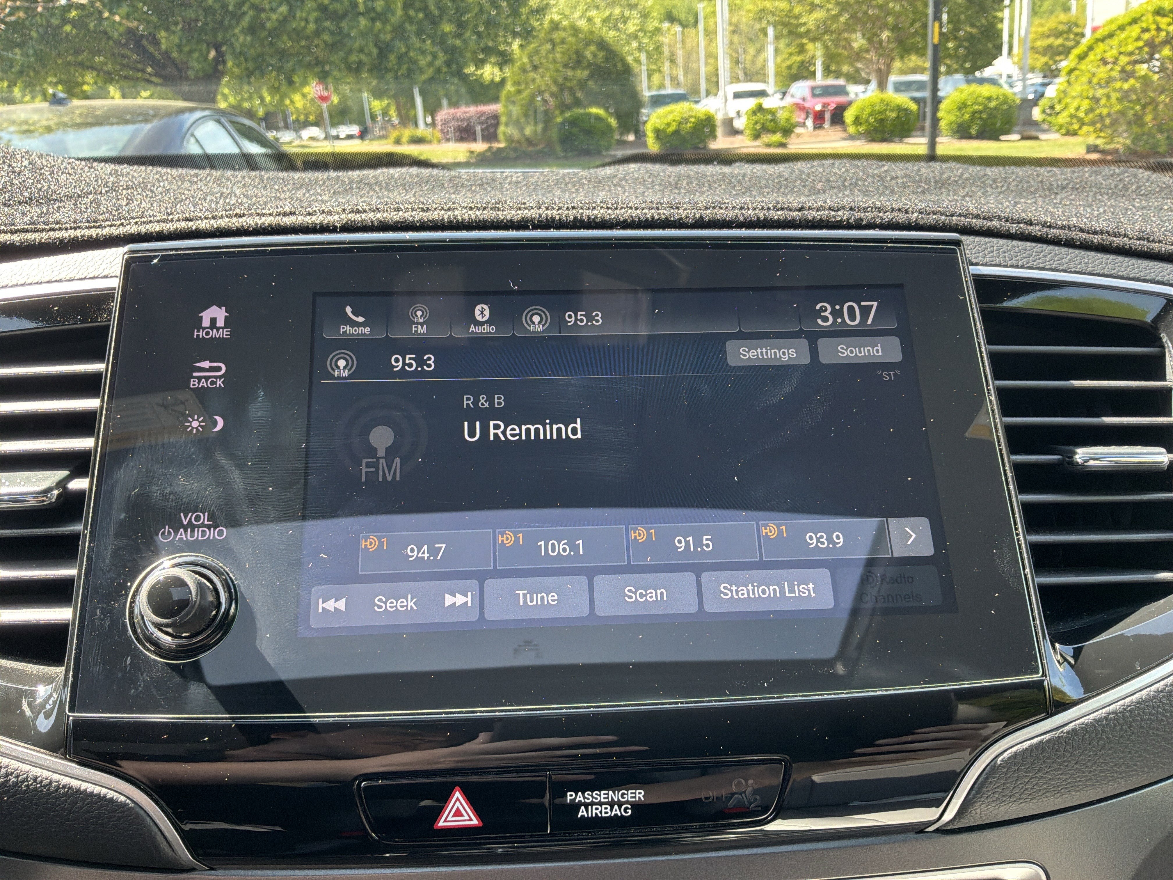 Used 2023 Honda Passport EX-L image 23