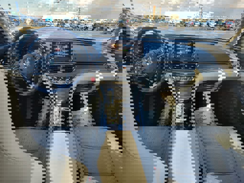 Used 2018 Honda Accord EX-L image 16