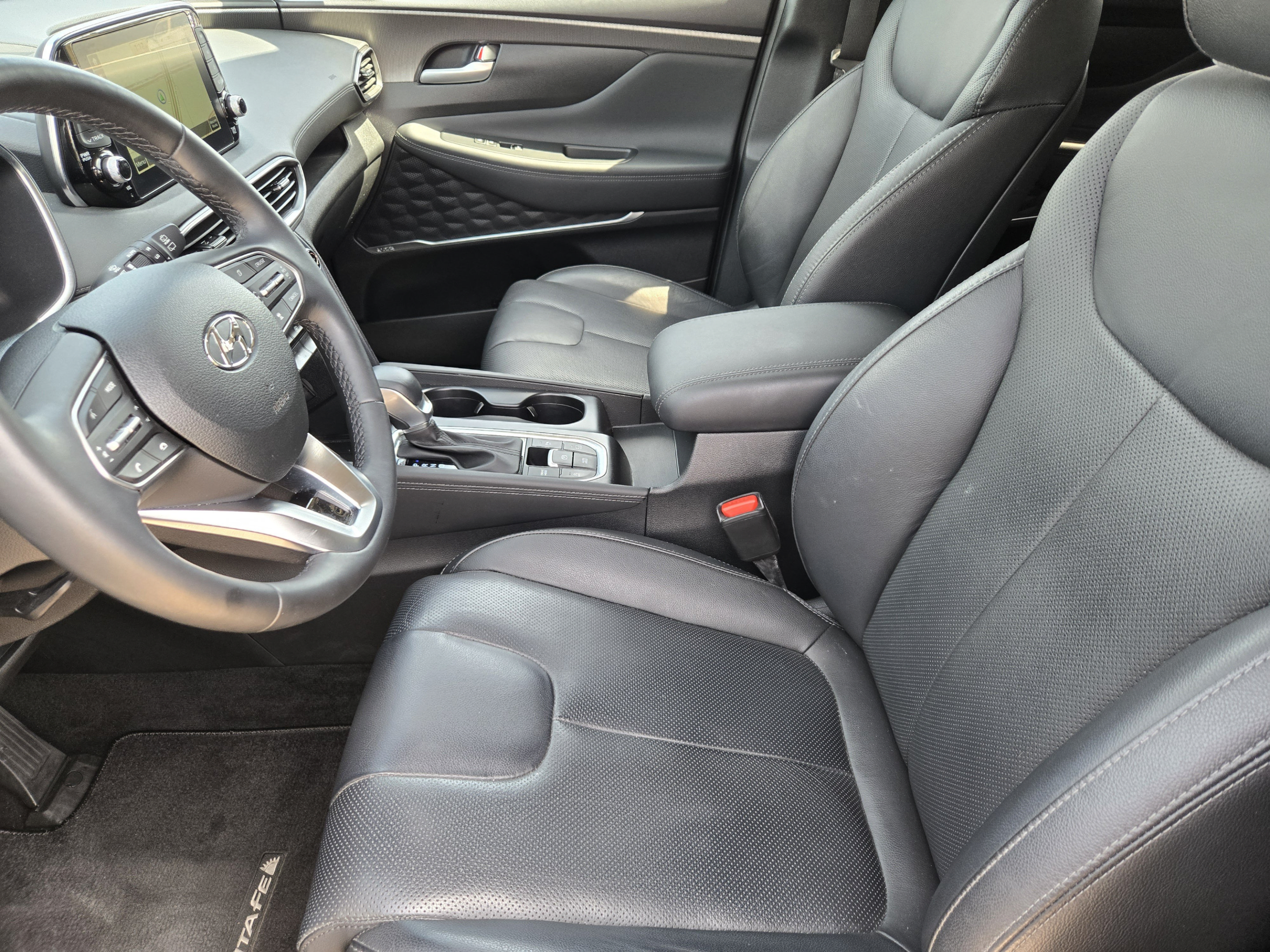 Used 2020 Hyundai Santa Fe Limited w/ Cargo Package FWD image 9