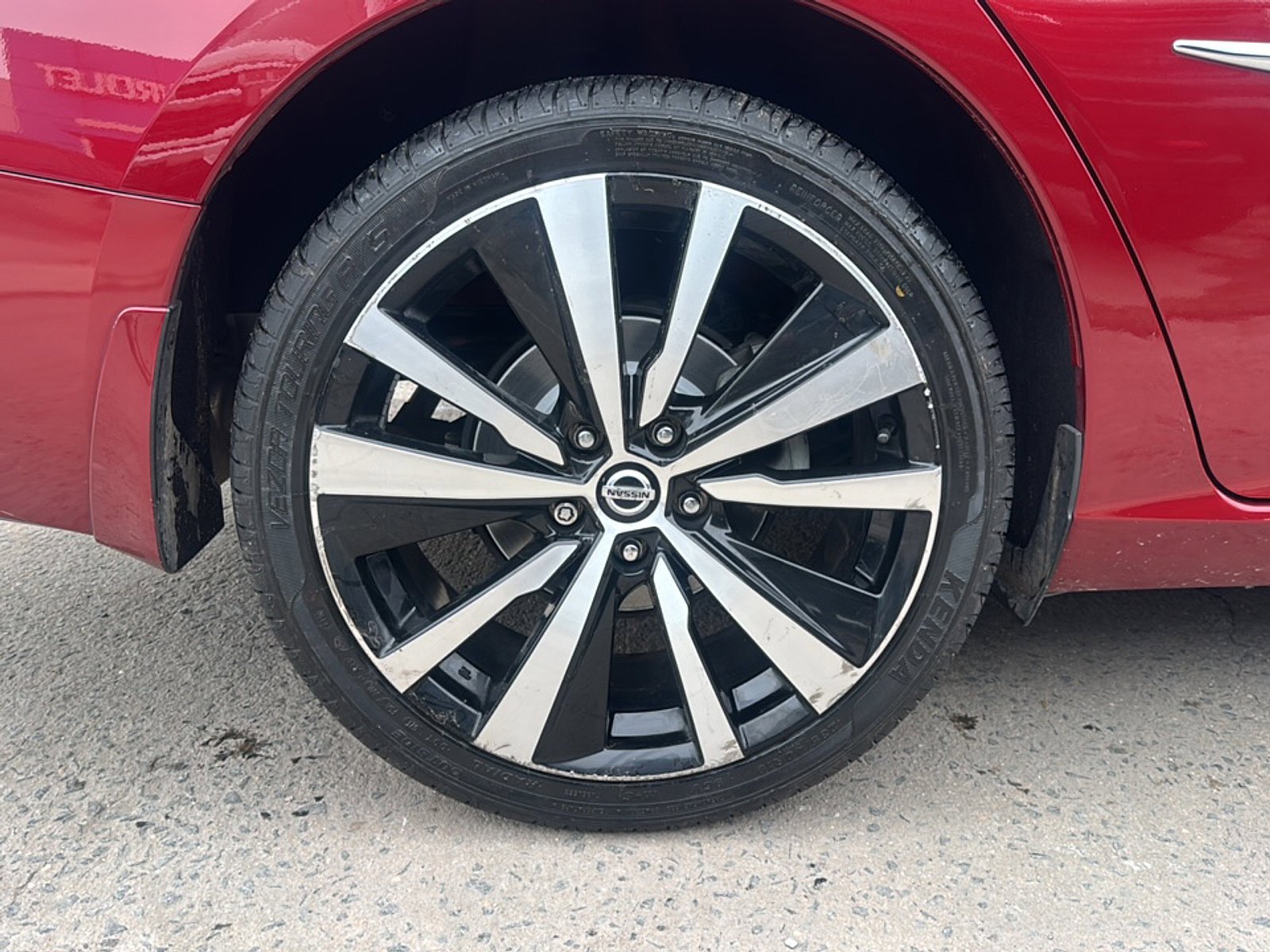 Used 2021 Nissan Altima 2.5 Platinum image 41