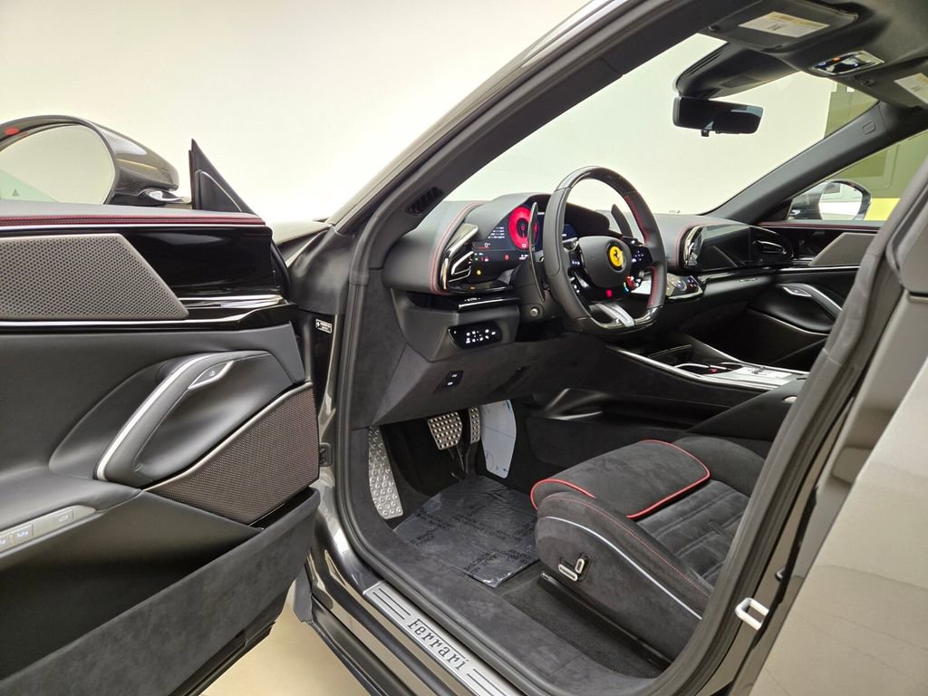 Used 2026 Ferrari Purosangue AWD/4WD image 16
