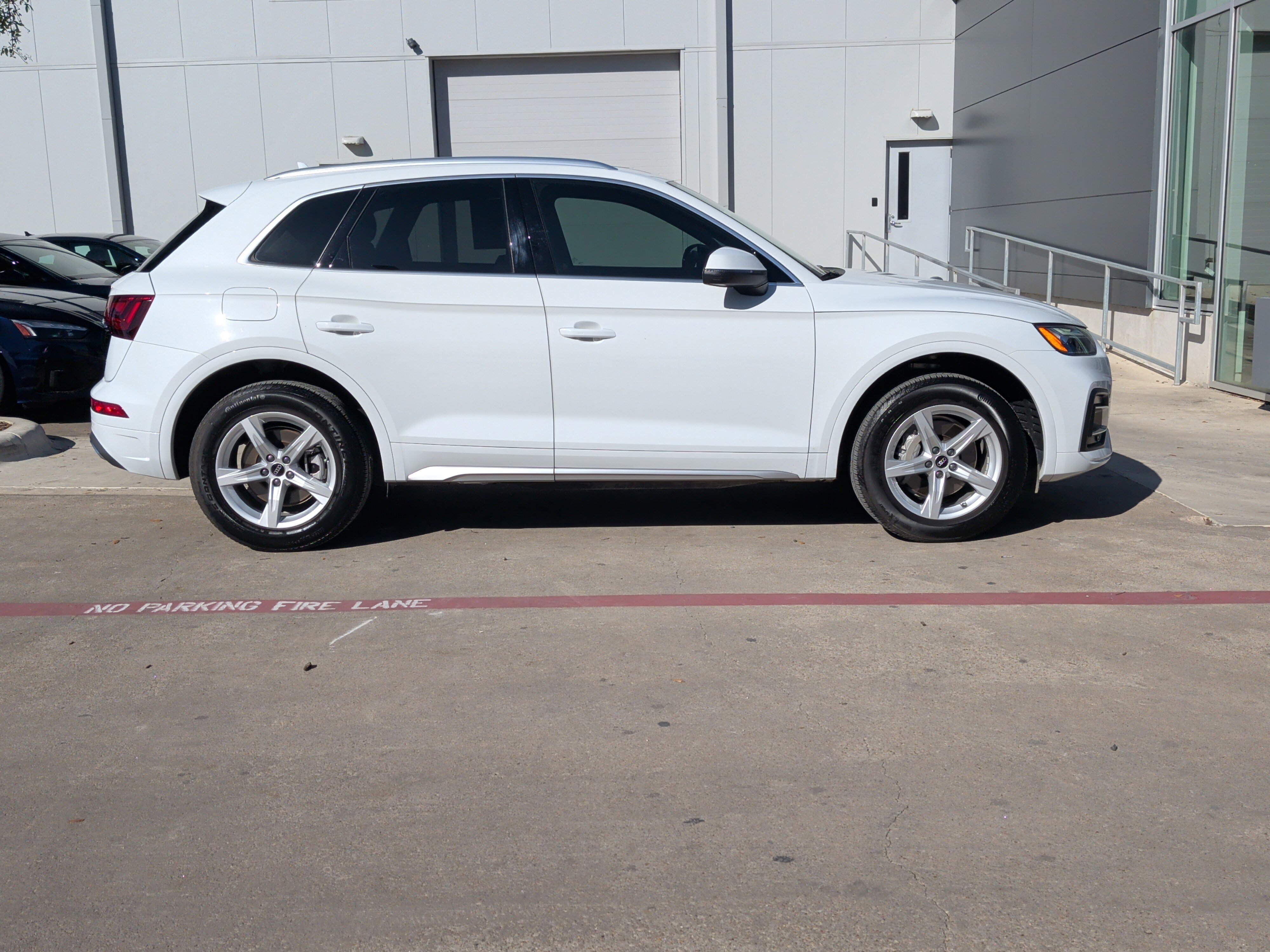 Certified 2023 Audi Q5 2.0T Premium w/ Convenience Package image 11