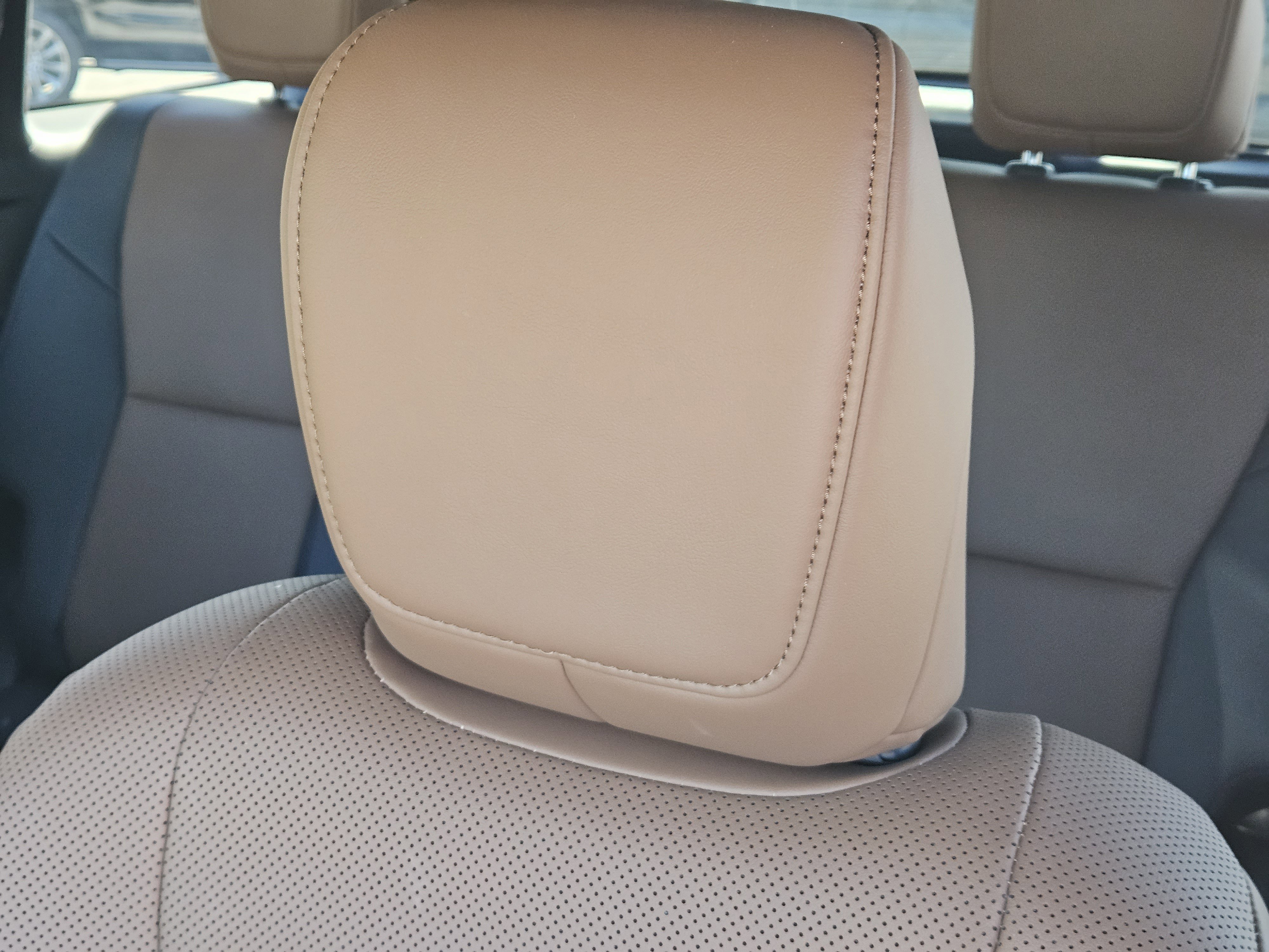 Used 2024 Lexus GX 550 image 17