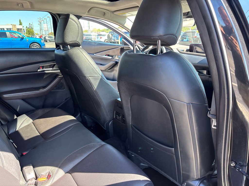 Used 2023 MAZDA CX-30 AWD 2.5 S w/ Premium Package image 36