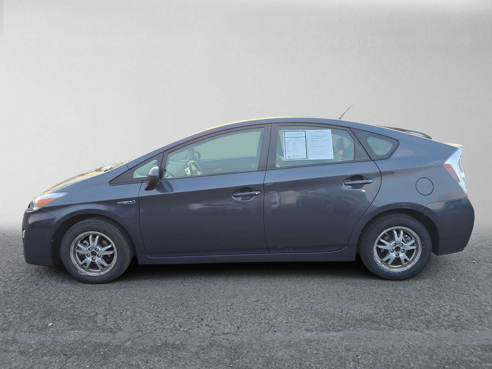 Used 2011 Toyota Prius Four w/ Solar Roof Pkg FWD image 7