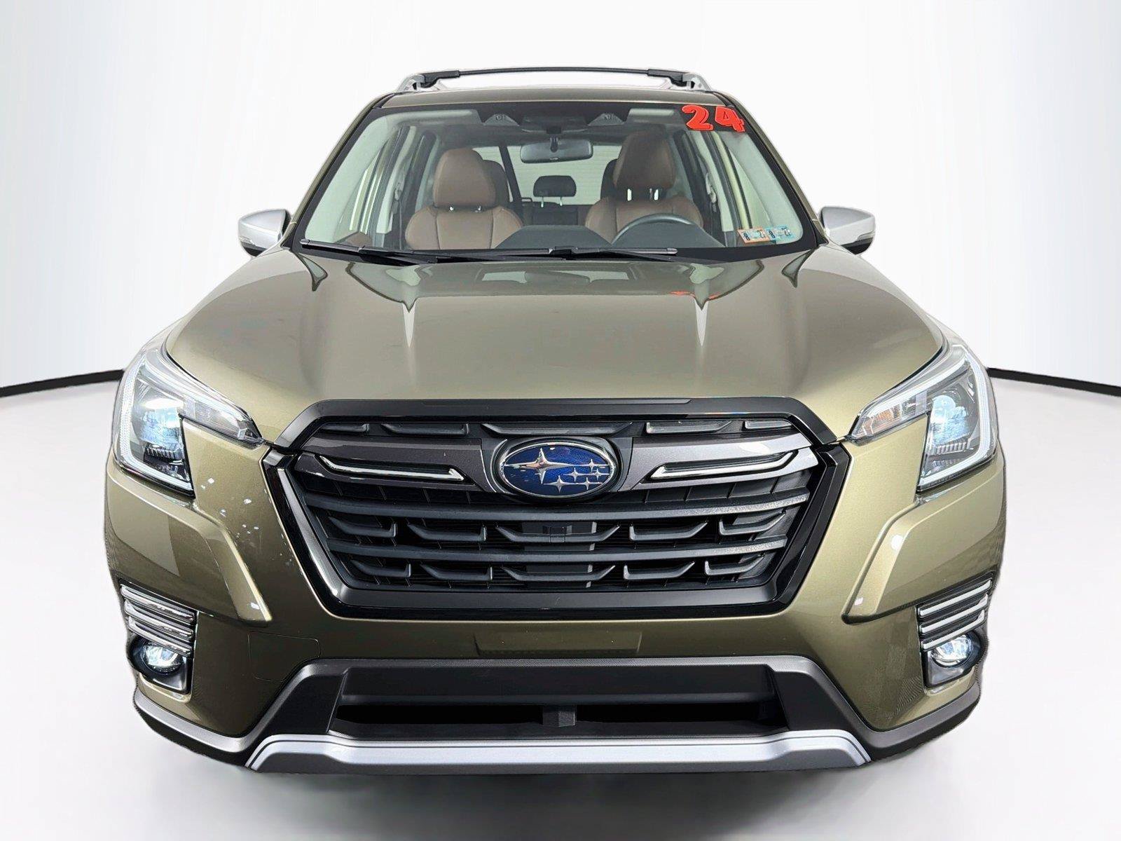 Used 2024 Subaru Forester Touring AWD/4WD image 6