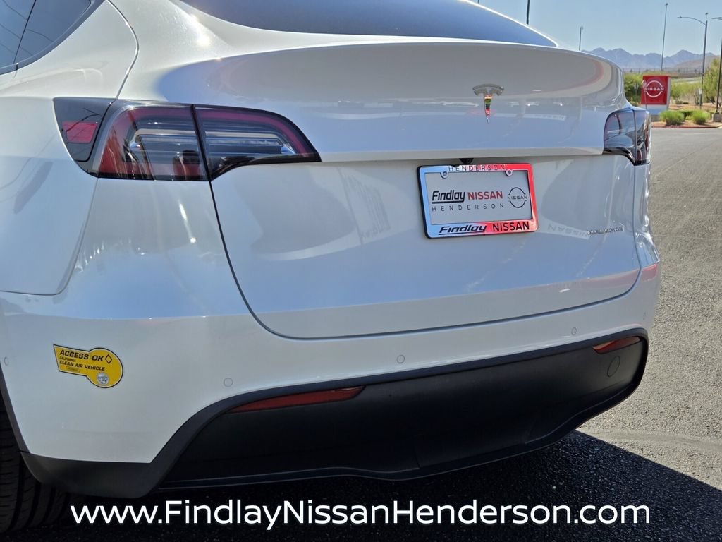 Used 2022 Tesla Model Y Long Range AWD/4WD image 5