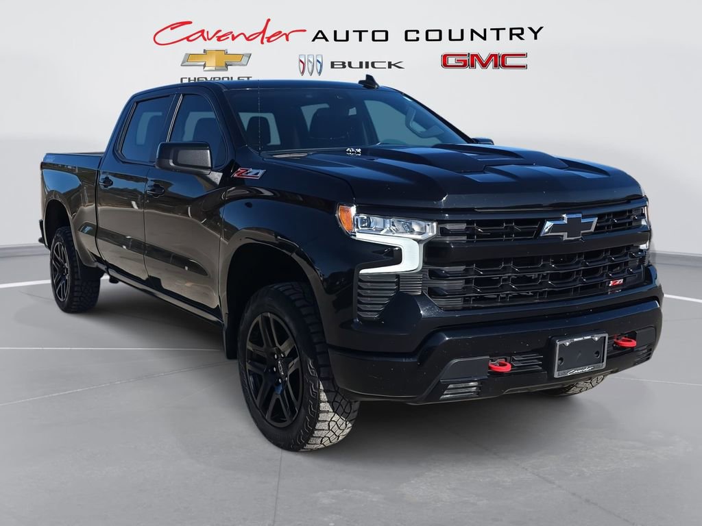 Used 2024 Chevrolet Silverado 1500 LT Trail Boss image 3