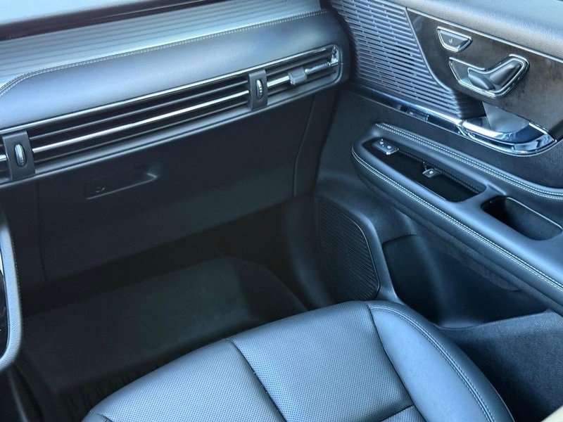 Used 2022 Lincoln Corsair AWD w/ Equipment Group 101A image 14